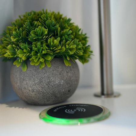Smart-Home In Original Victorian Building 布里斯托 外观 照片
