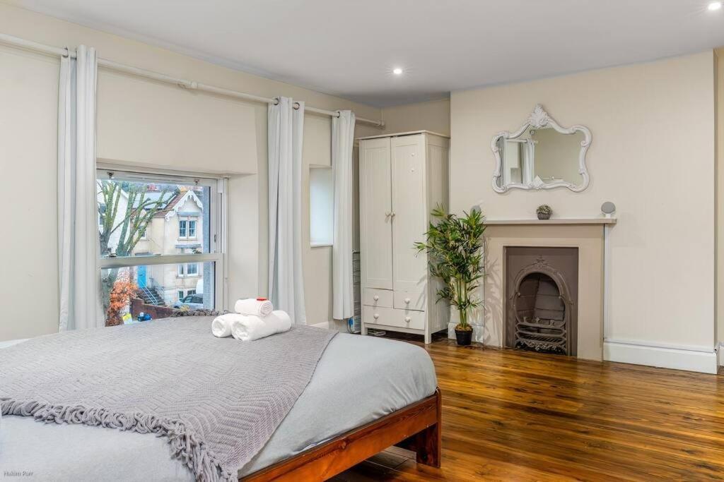 Smart-Home In Original Victorian Building 布里斯托 外观 照片