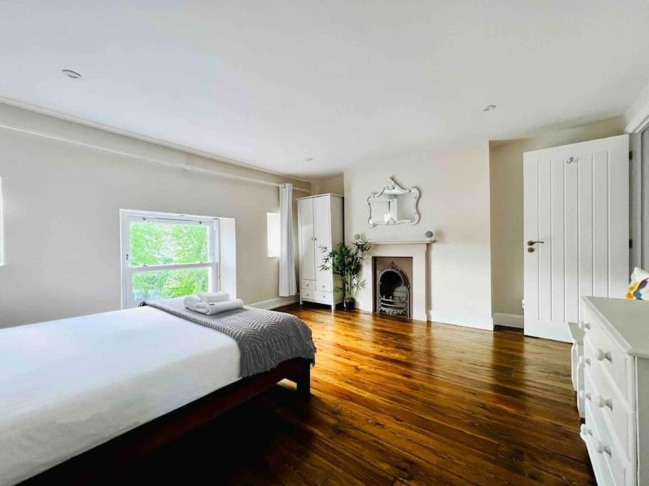 Smart-Home In Original Victorian Building 布里斯托 外观 照片