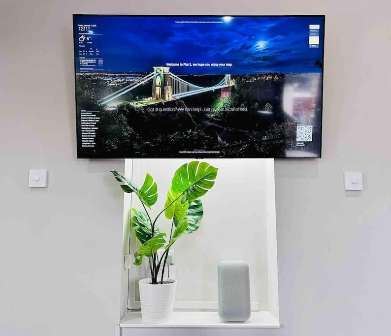 Smart-Home In Original Victorian Building 布里斯托 外观 照片