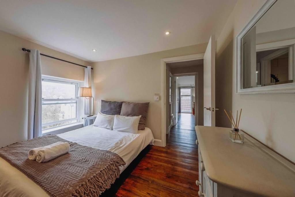 Smart-Home In Original Victorian Building 布里斯托 外观 照片